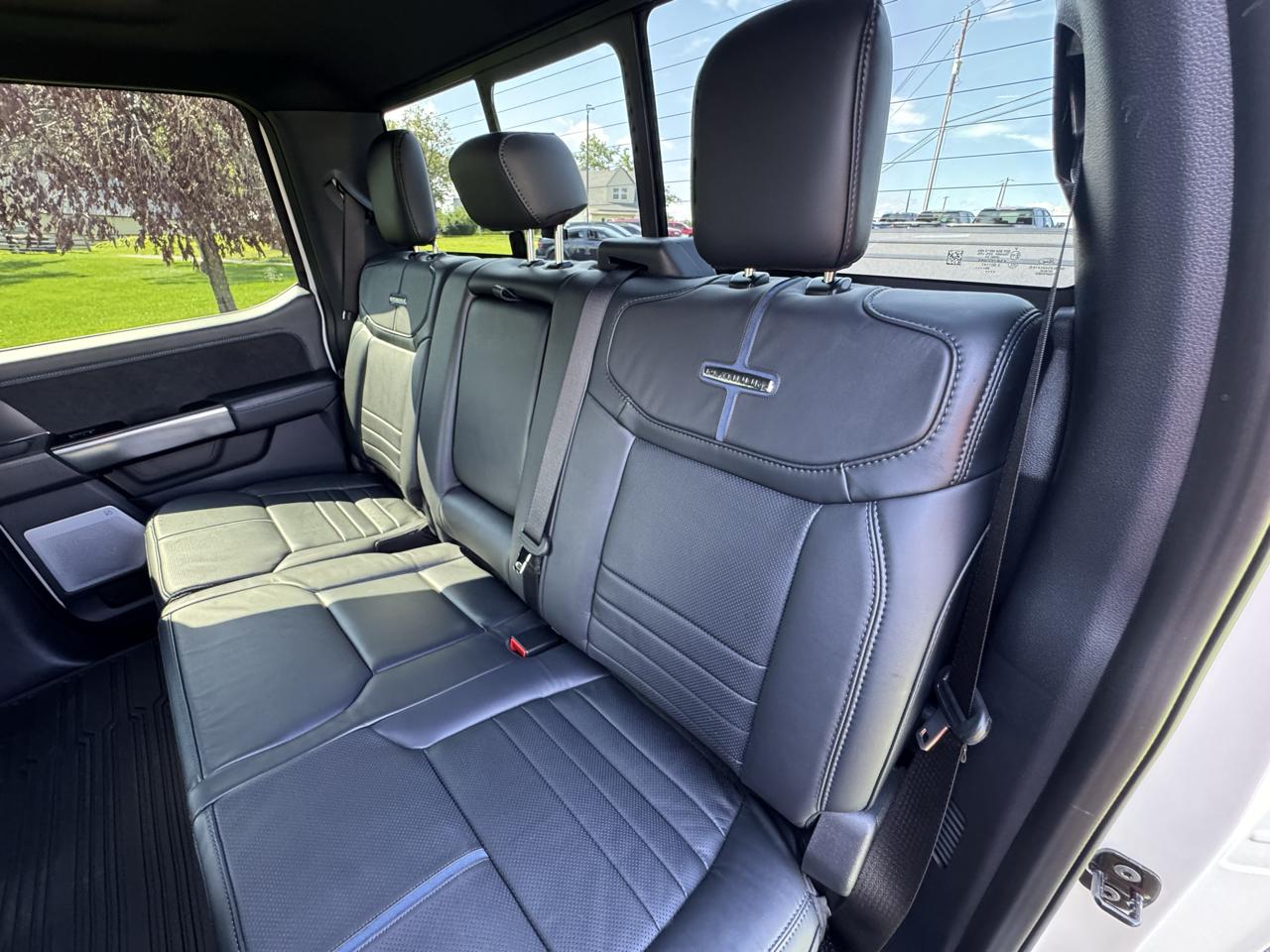 Ford Super Duty F-450 DRW Platinum 4WD Crew Cab 8' Box 2026