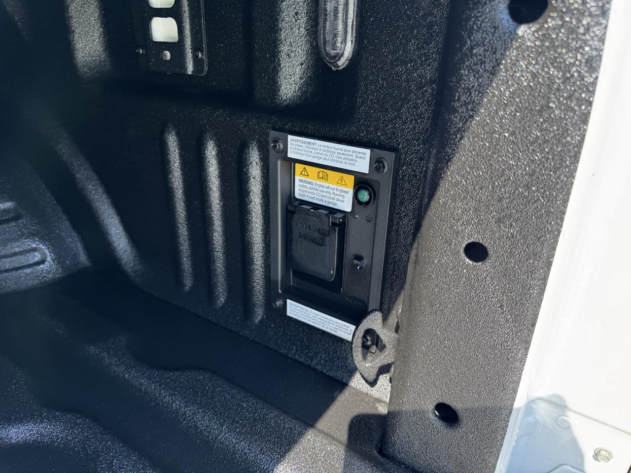 Ford Super Duty F-450 DRW Platinum 4WD Crew Cab 8' Box 2026