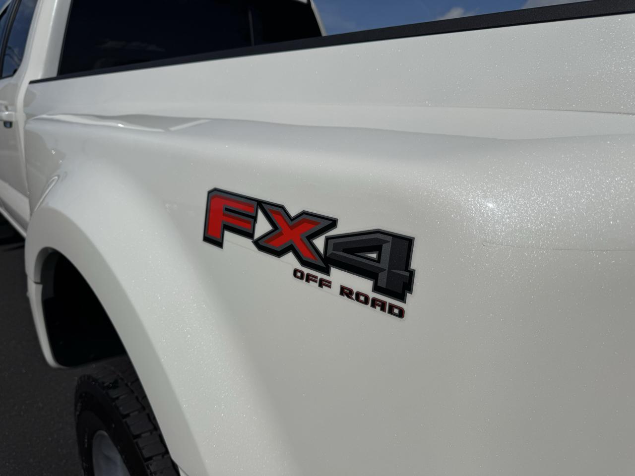 Ford Super Duty F-450 DRW Platinum 4WD Crew Cab 8' Box 2026