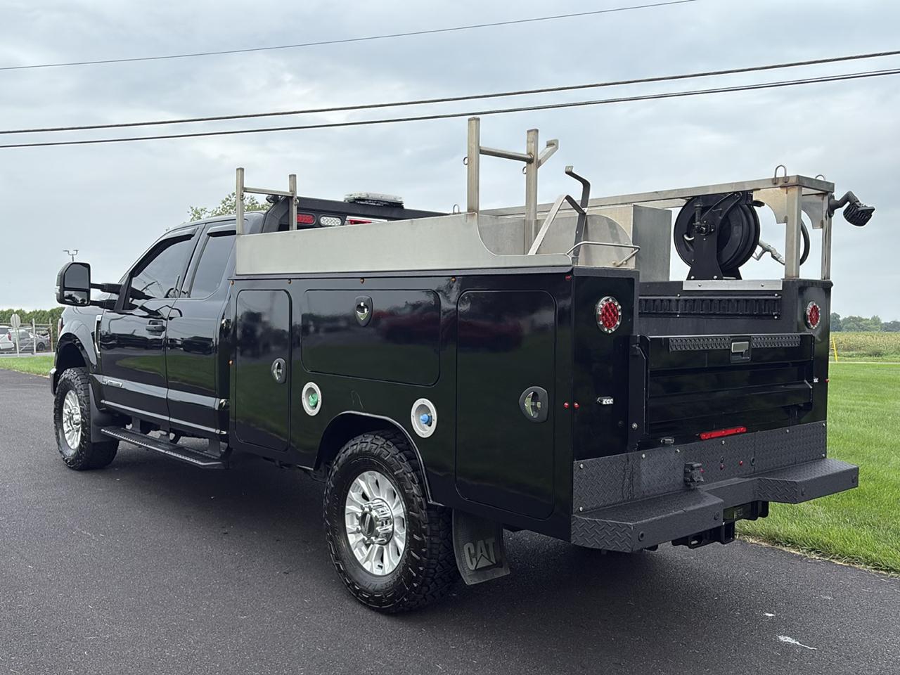 Ford Super Duty F-350 SRW XLT 4WD SuperCab 8' Box 2022