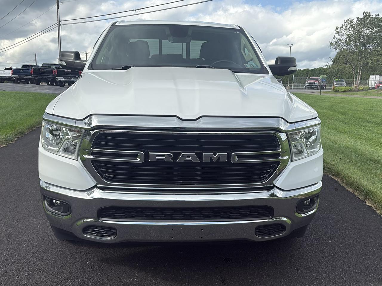 RAM 1500 Big Horn 4x4 Quad Cab 6'4" Box 2020