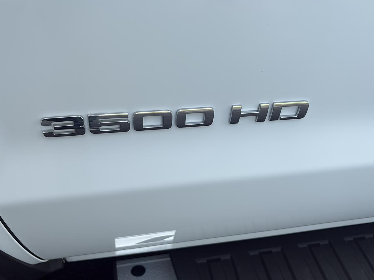 Chevrolet Silverado 3500HD 4WD Crew Cab 167.7" Work Truck 2019