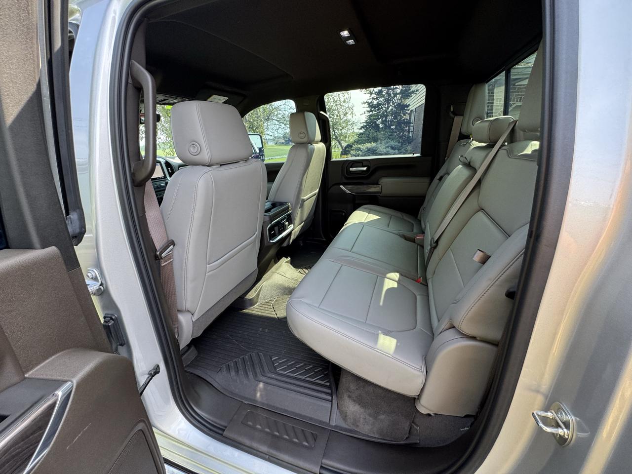 Chevrolet Silverado 2500HD 4WD Crew Cab 159" LTZ 2023