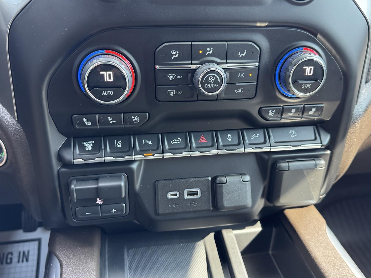 Chevrolet Silverado 2500HD 4WD Crew Cab 159" LTZ 2023