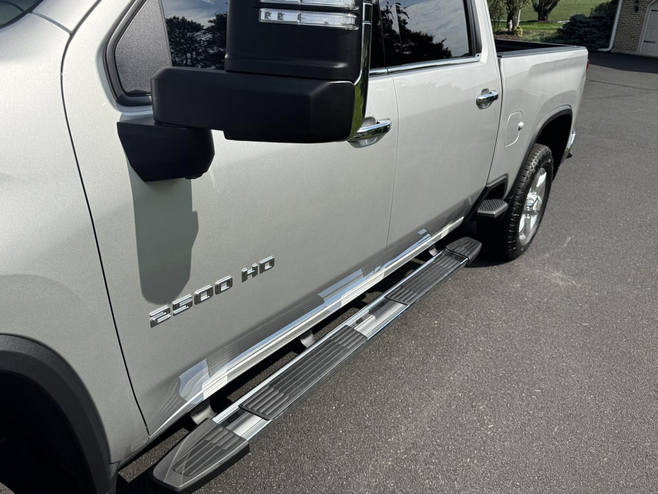 Chevrolet Silverado 2500HD 4WD Crew Cab 159" LTZ 2023