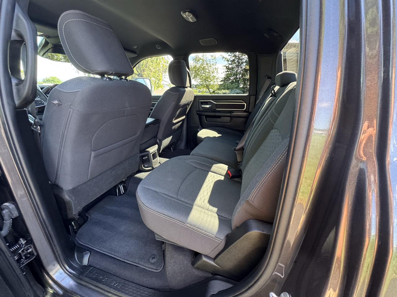 RAM 2500 Big Horn 4x4 Crew Cab 6'4" Box 2025