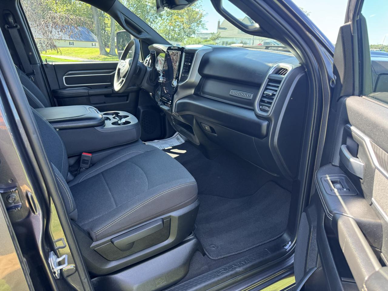 RAM 2500 Big Horn 4x4 Crew Cab 6'4" Box 2025