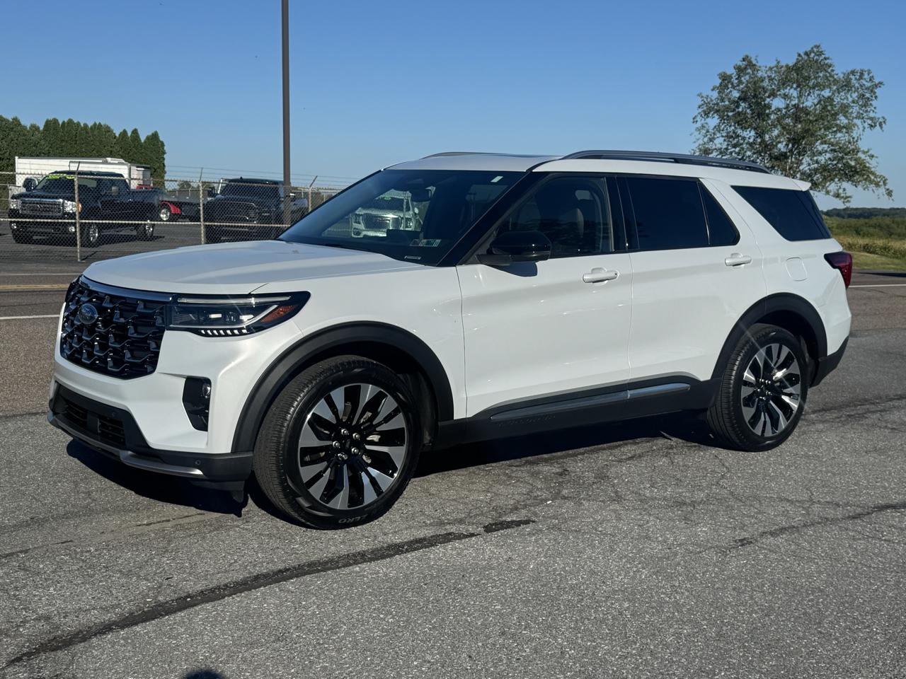 Ford Explorer Platinum 4WD 2026