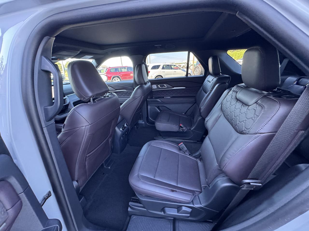 Ford Explorer Platinum 4WD 2026