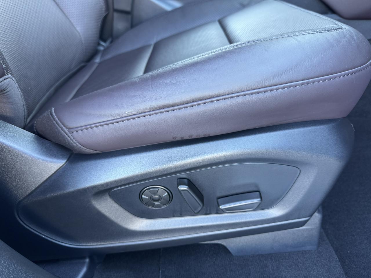 Ford Explorer Platinum 4WD 2026