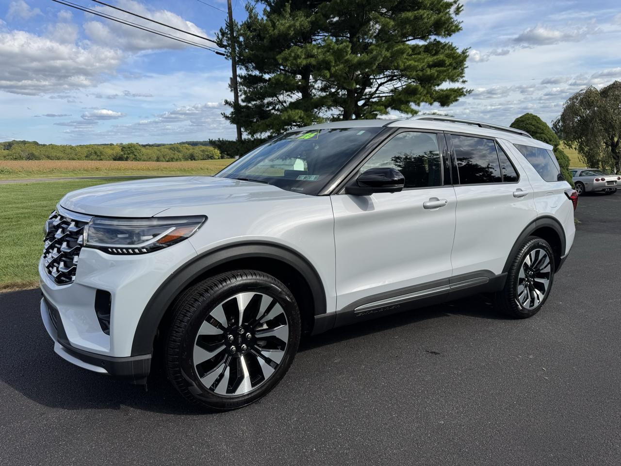 Ford Explorer Platinum 4WD 2026