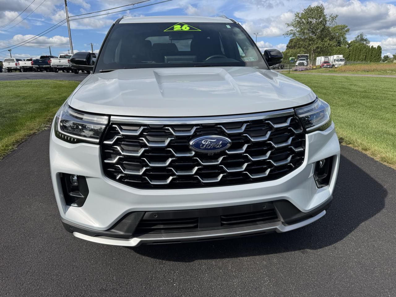 Ford Explorer Platinum 4WD 2026