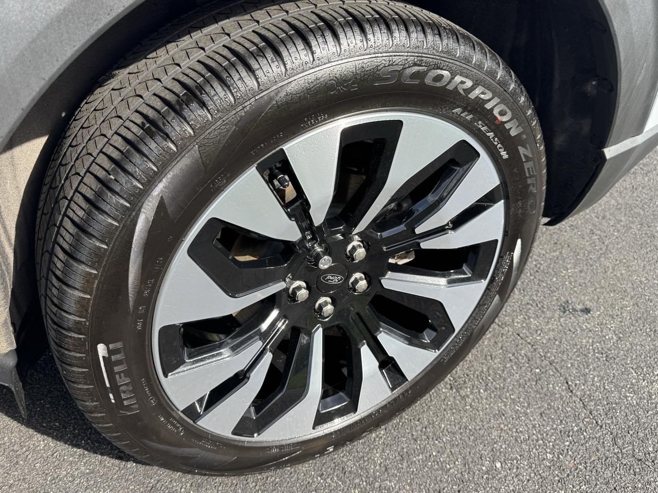 Ford Explorer Platinum 4WD 2026
