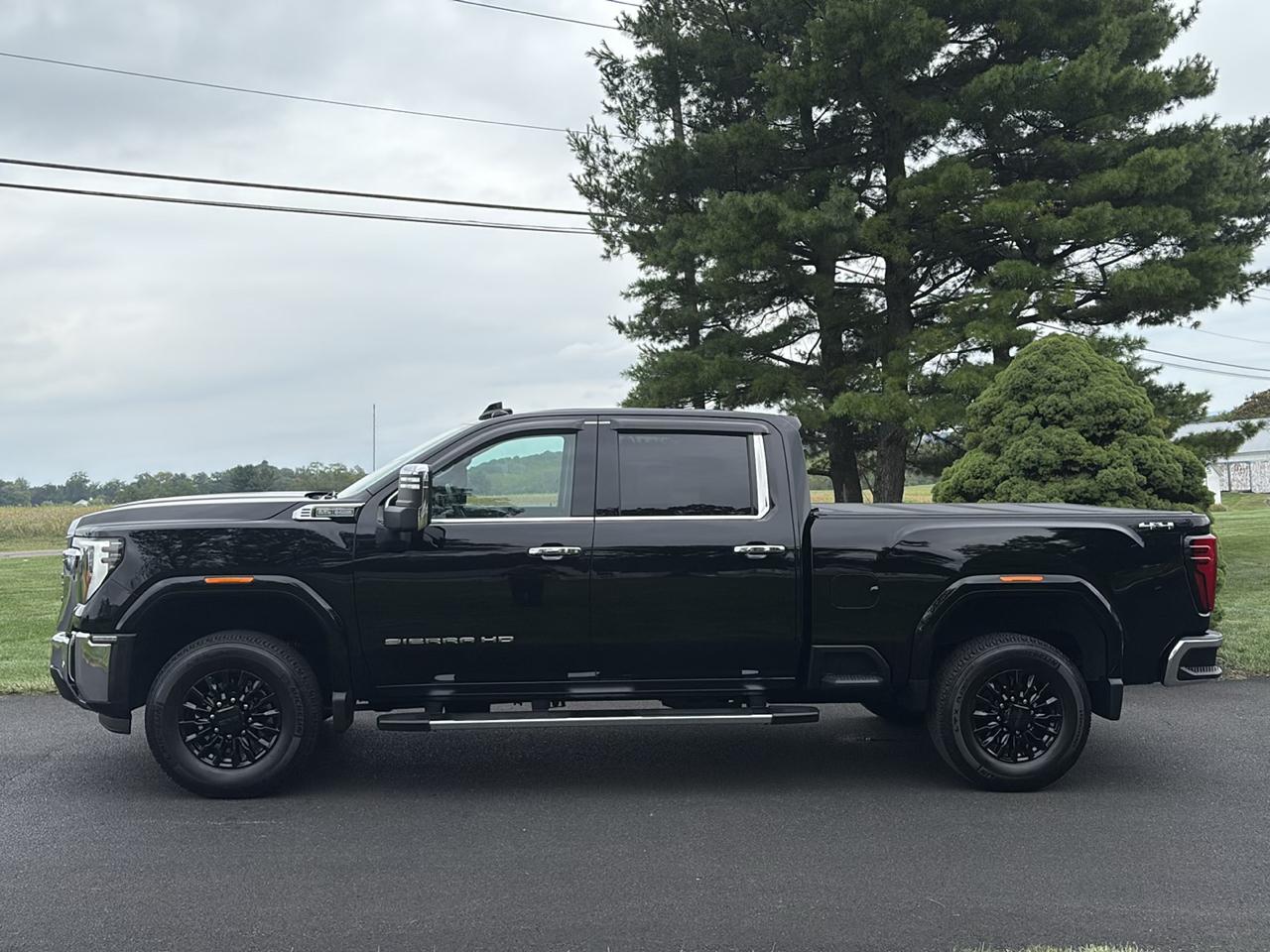 GMC Sierra 2500HD 4WD Crew Cab 159" SLT 2026