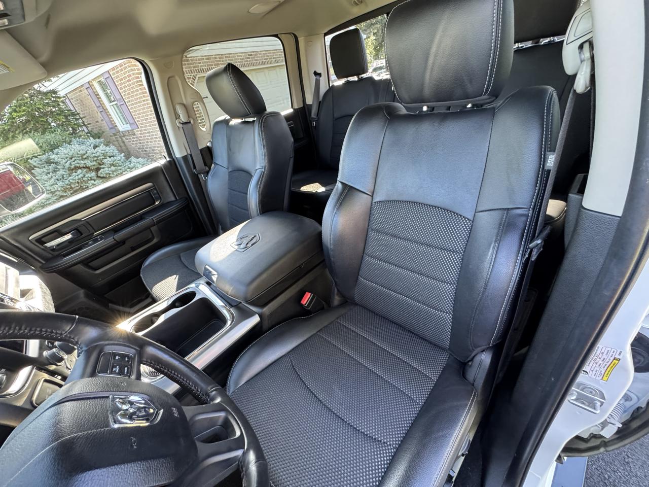 RAM 2500 Big Horn 4x4 Crew Cab 6'4" Box 2018