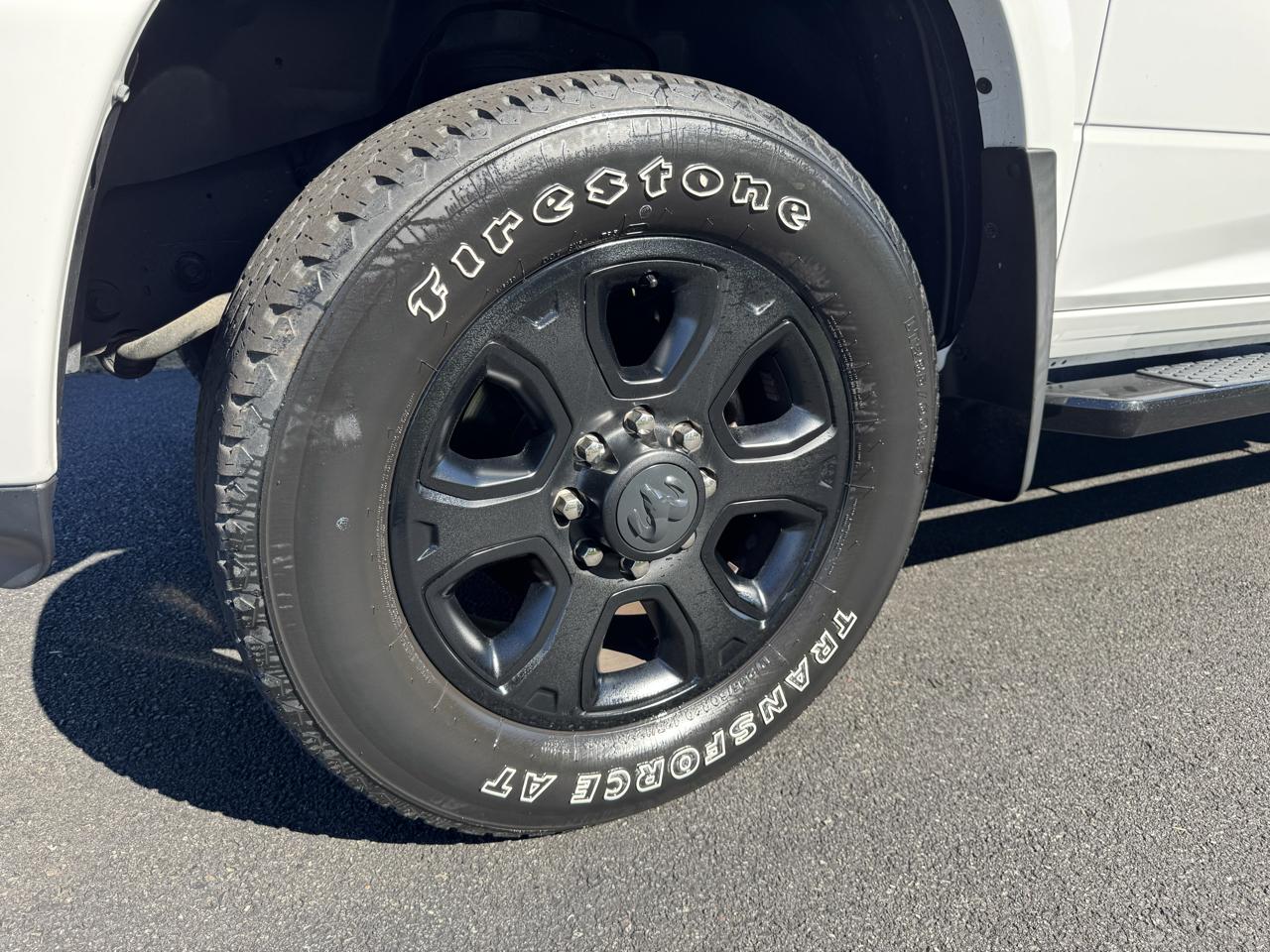 RAM 2500 Big Horn 4x4 Crew Cab 6'4" Box 2018