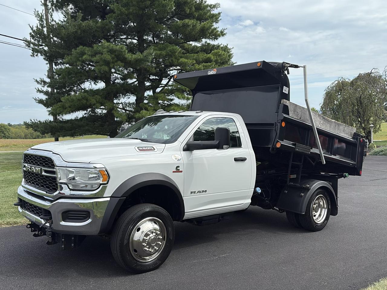 RAM 5500 Chassis Cab Tradesman 4x4 Reg Cab 60" CA 144.5" WB 2020