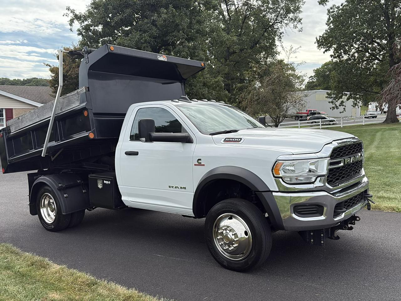 RAM 5500 Chassis Cab Tradesman 4x4 Reg Cab 60" CA 144.5" WB 2020