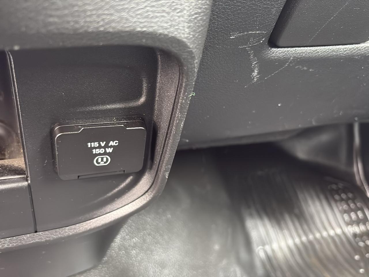 RAM 5500 Chassis Cab Tradesman 4x4 Reg Cab 60" CA 144.5" WB 2020