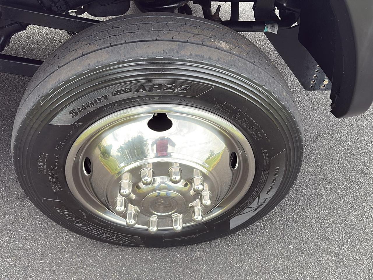 RAM 5500 Chassis Cab Tradesman 4x4 Reg Cab 60" CA 144.5" WB 2020