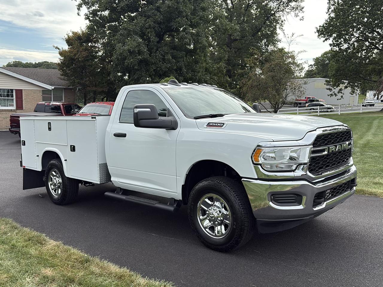 RAM 3500 Chassis Cab Tradesman 4WD Reg Cab 60" CA 143.5" WB 2024
