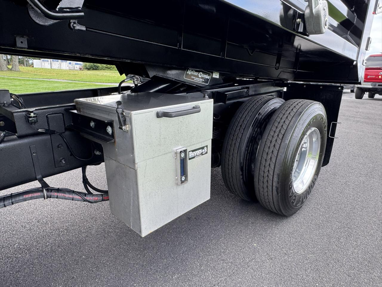 Ford F-750 Straight Frame SuperCab 2024