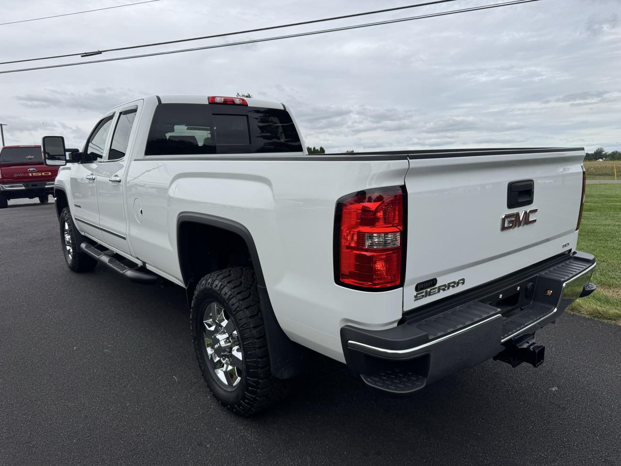 GMC Sierra 3500HD 4WD Double Cab 158.1" SLT 2016