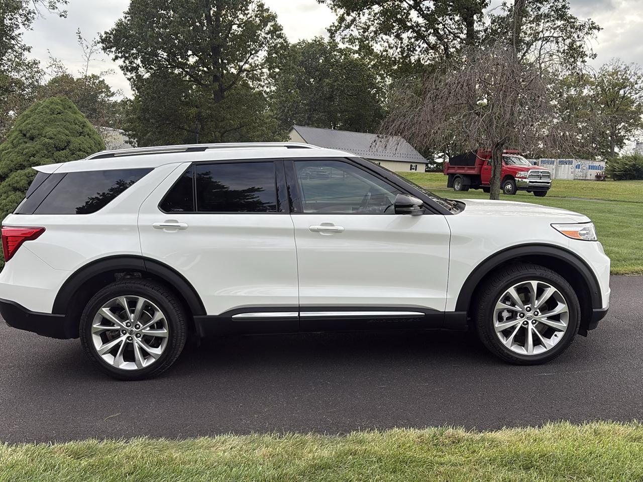 Ford Explorer Platinum 4WD 2021