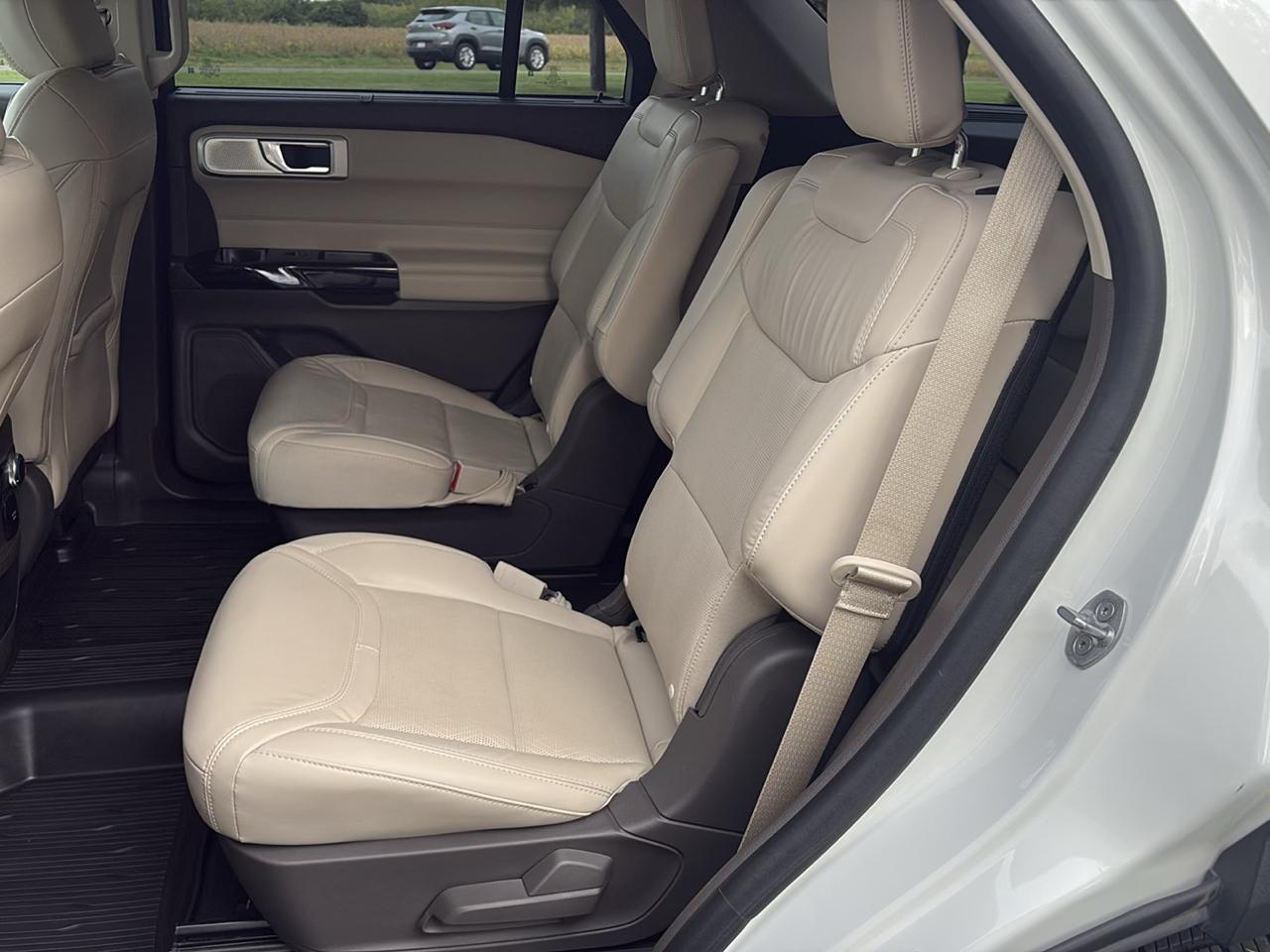 Ford Explorer Platinum 4WD 2021