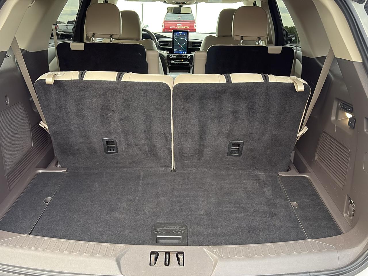 Ford Explorer Platinum 4WD 2021