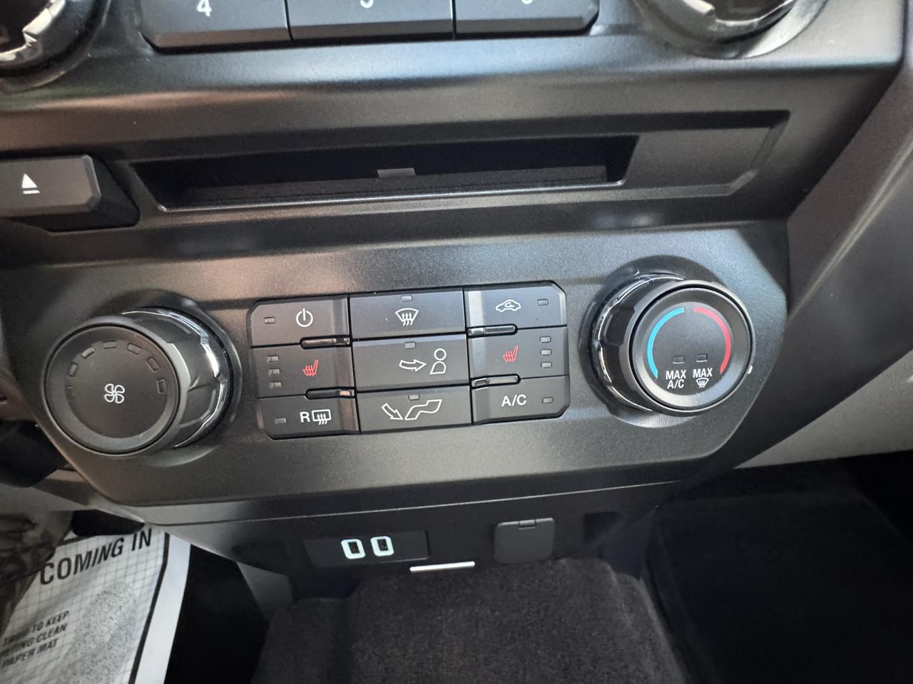 Ford F-150 4WD SuperCrew 145" XLT 2016