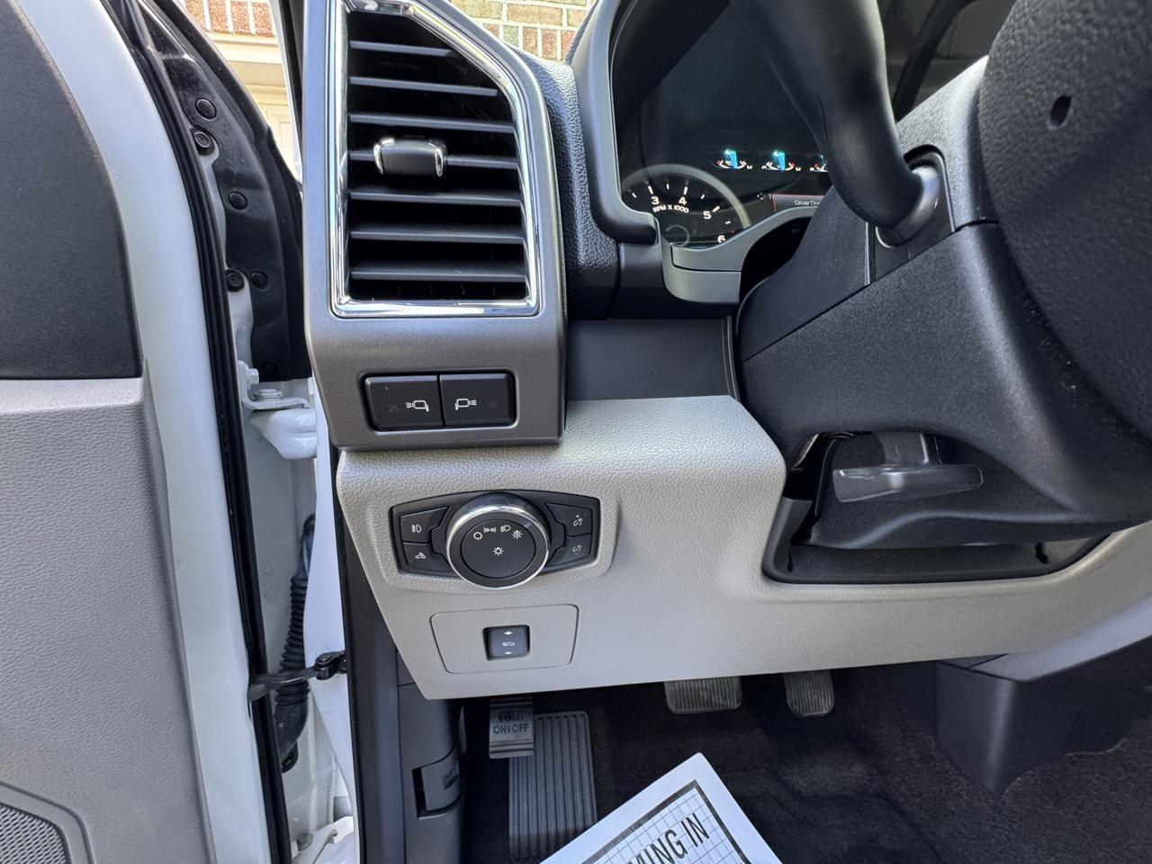 Ford F-150 4WD SuperCrew 145" XLT 2016