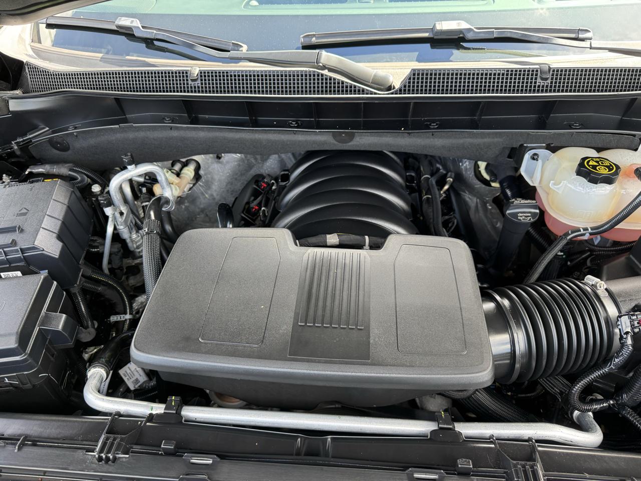 Chevrolet Suburban 4WD 4dr Z71 2023