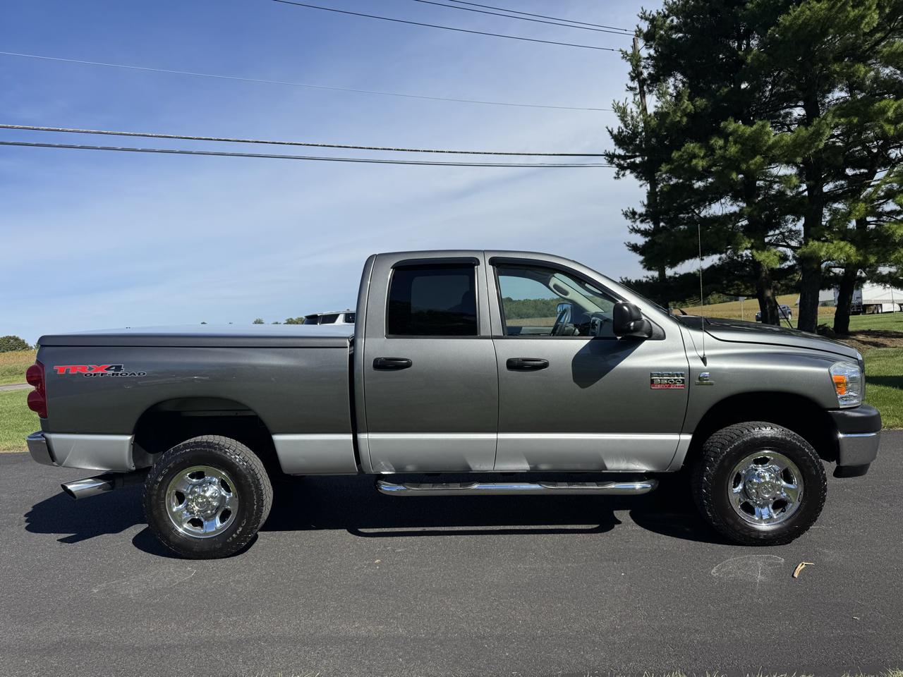 Dodge Ram 3500 4WD Quad Cab 140.5" SRW SLT 2007
