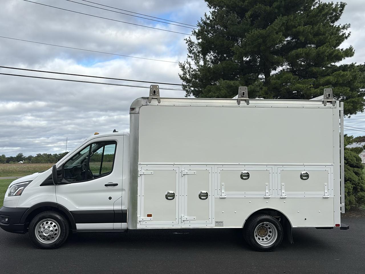 Ford Transit Cutaway T-350 AWD DRW 138" WB 11000 GVWR 2023