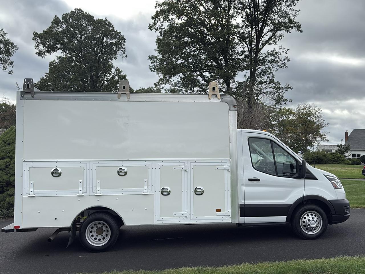 Ford Transit Cutaway T-350 AWD DRW 138" WB 11000 GVWR 2023