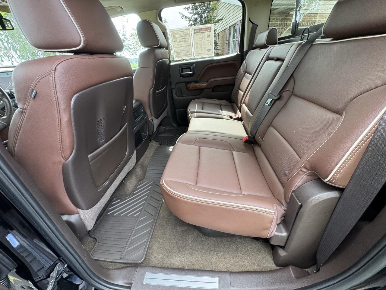 Chevrolet Silverado 2500HD Built After Aug 14 4WD Crew Cab 153.7" High Country 2015