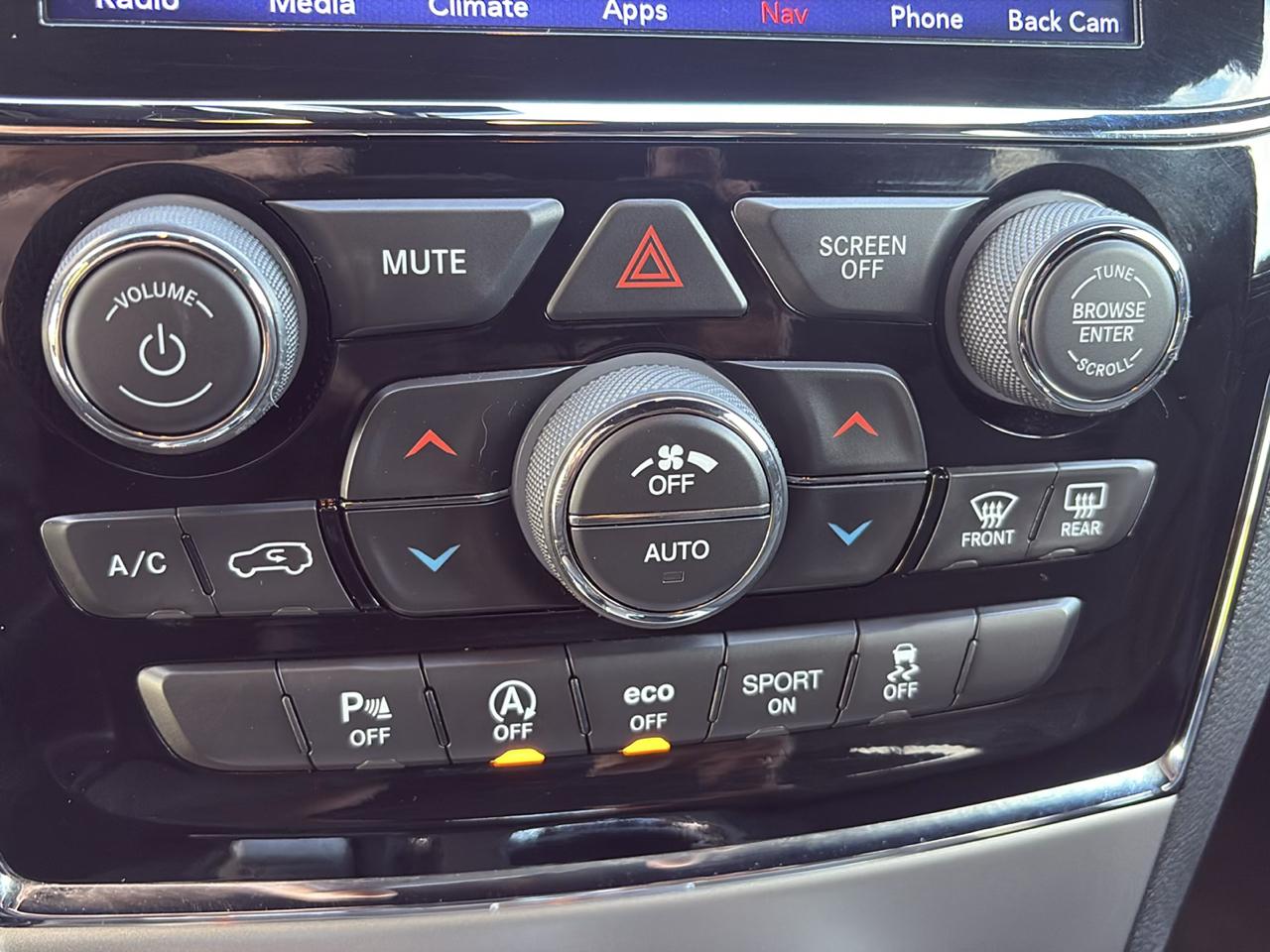 Jeep Grand Cherokee Laredo E 4x4 2019