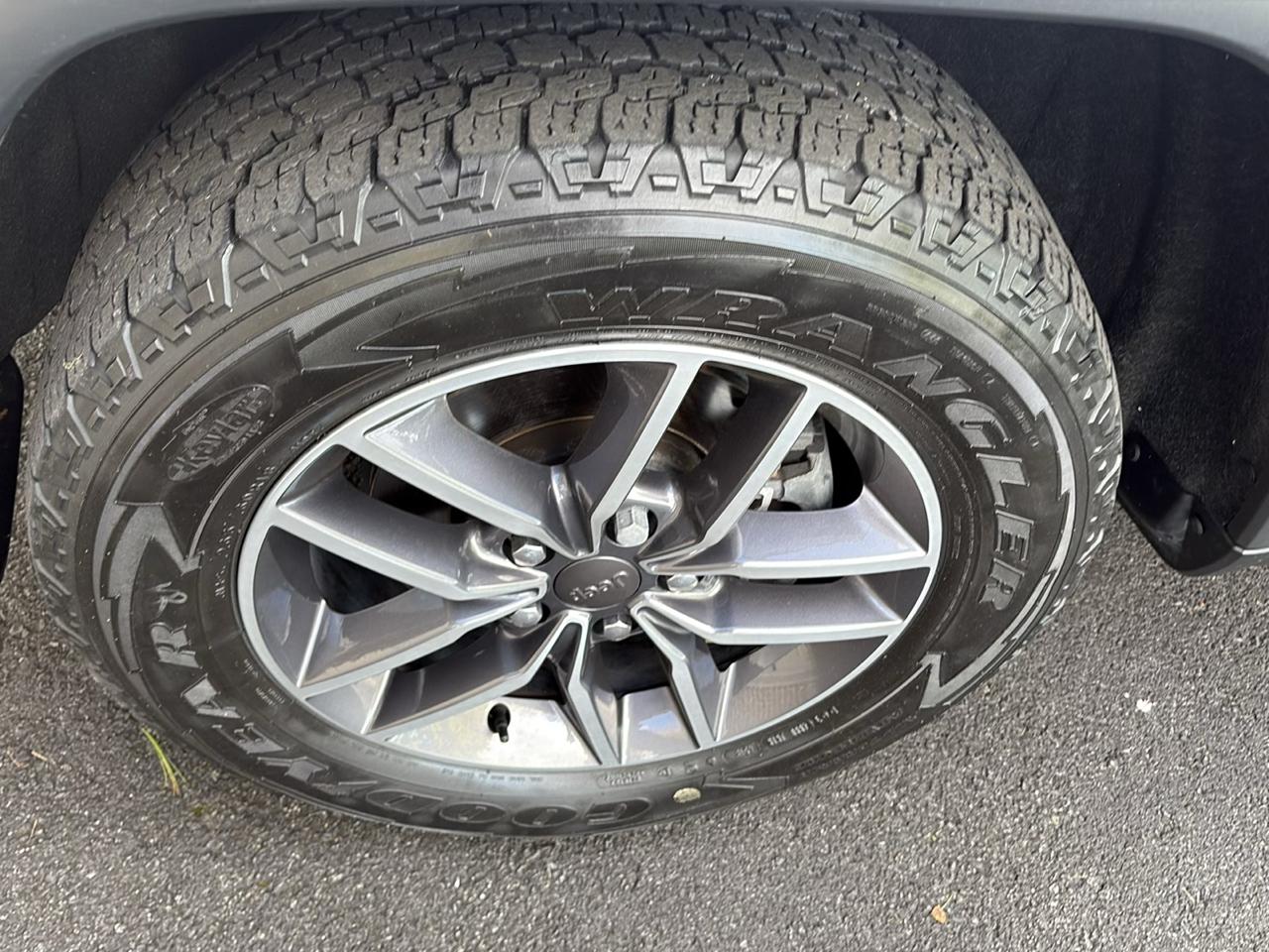 Jeep Grand Cherokee Laredo E 4x4 2019