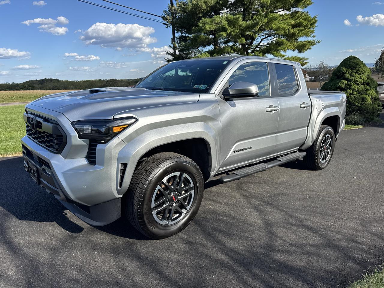 Toyota Tacoma 4WD TRD Off Road Double Cab 5' Bed MT (Natl) 2024