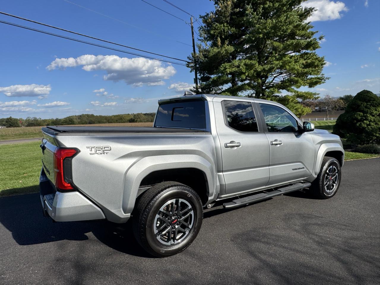 Toyota Tacoma 4WD TRD Off Road Double Cab 5' Bed MT (Natl) 2024