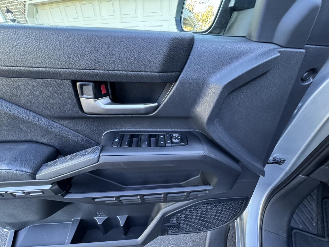 Toyota Tacoma 4WD TRD Off Road Double Cab 5' Bed MT (Natl) 2024