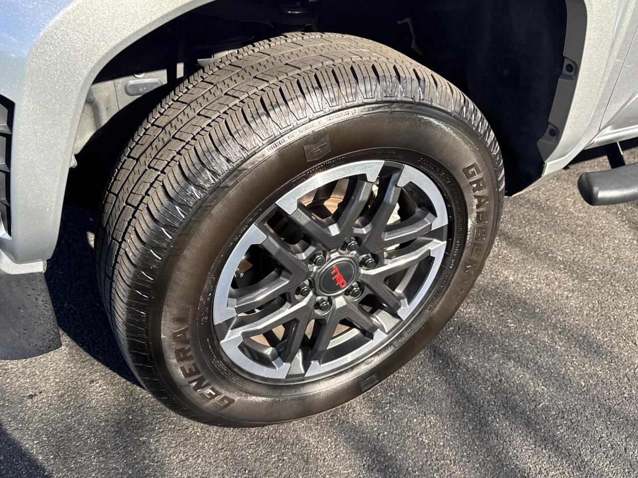 Toyota Tacoma 4WD TRD Off Road Double Cab 5' Bed MT (Natl) 2024