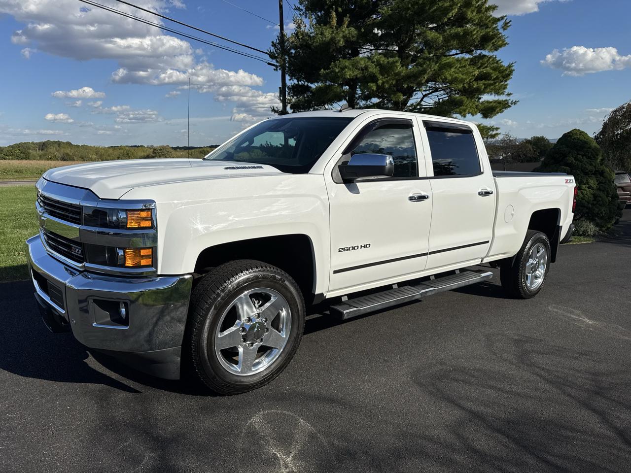 Chevrolet Silverado 2500HD 4WD Crew Cab 153.7" LTZ 2015