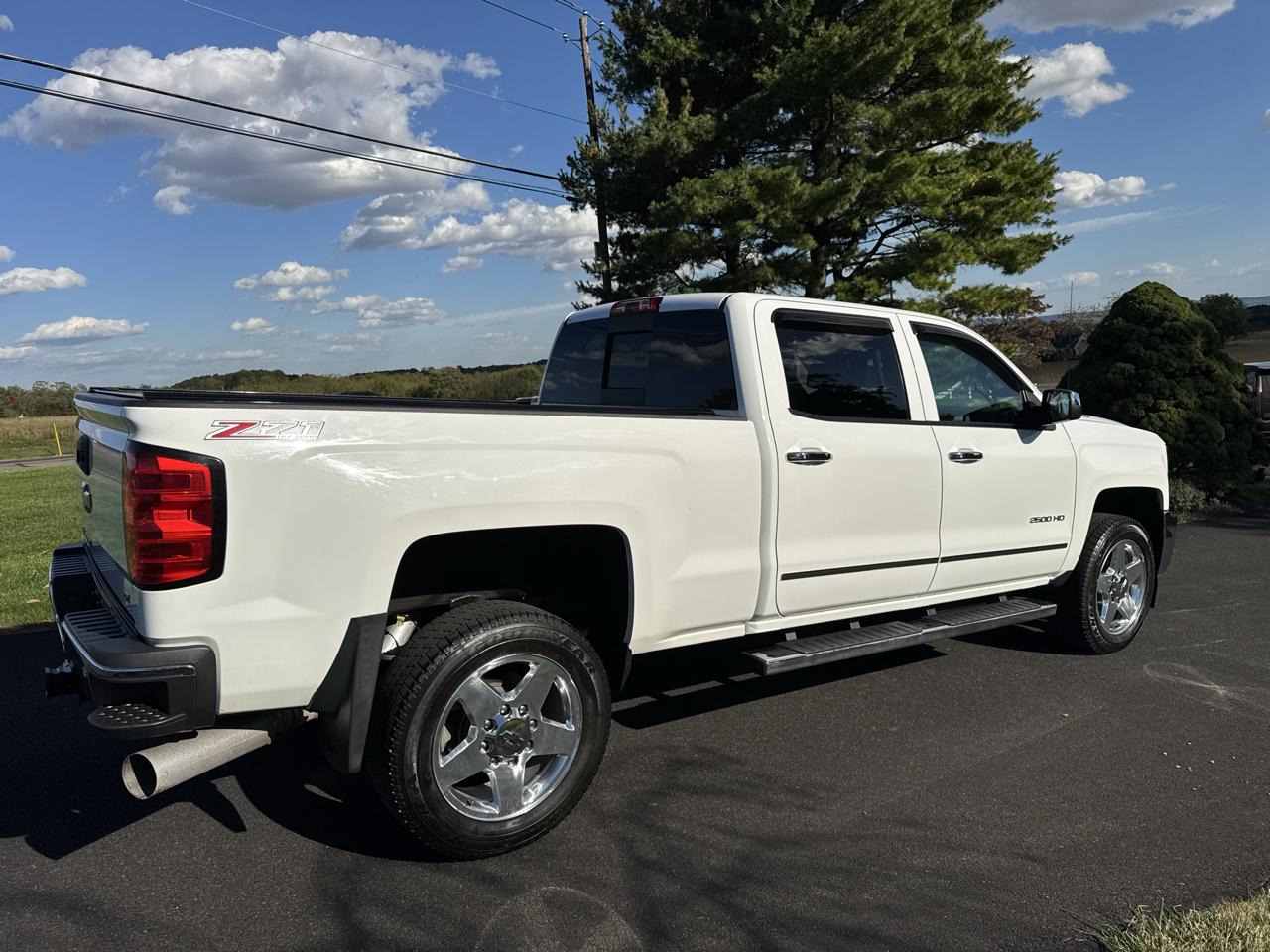 Chevrolet Silverado 2500HD 4WD Crew Cab 153.7" LTZ 2015