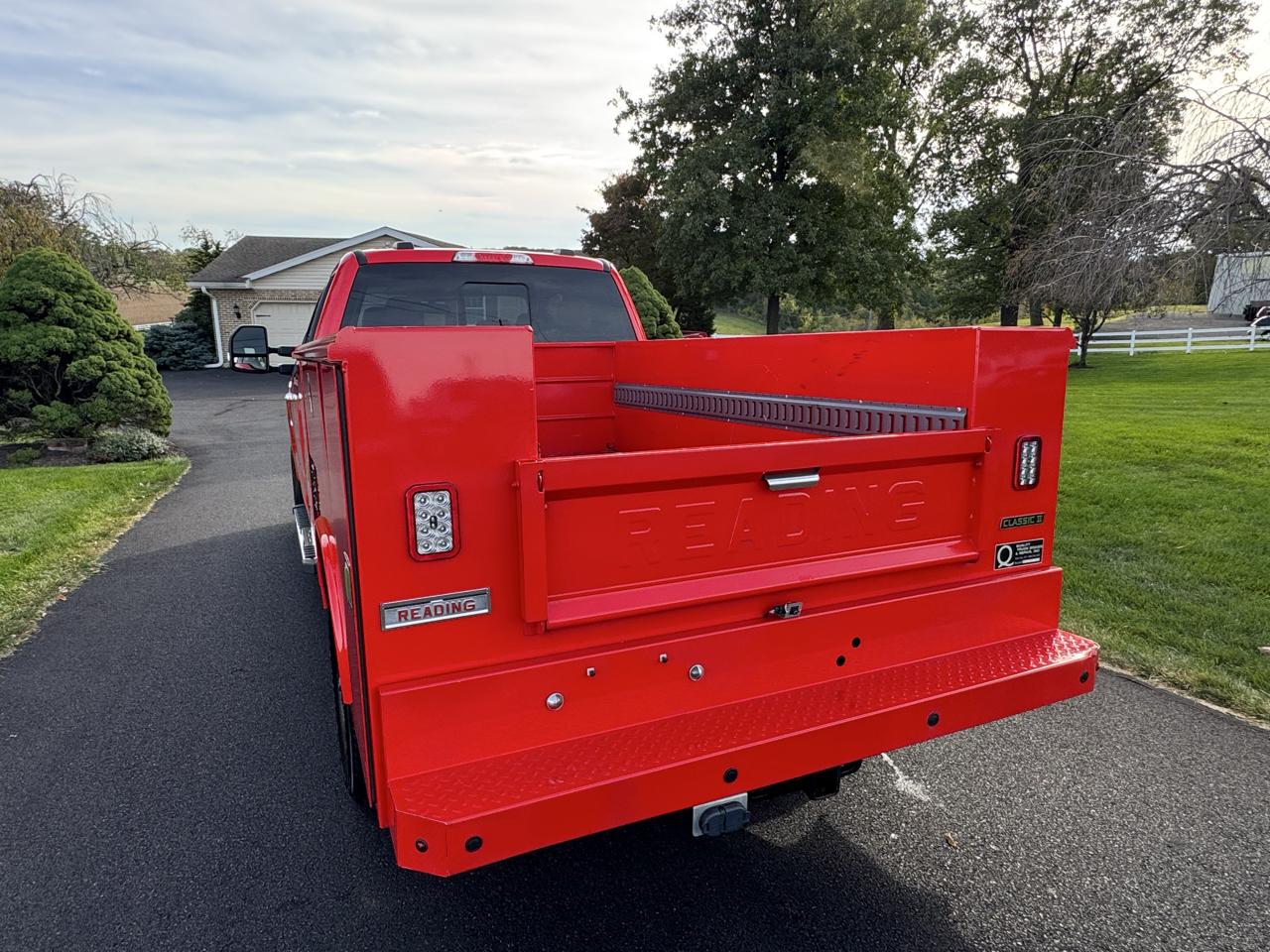 Ford Super Duty F-350 SRW Lariat 4WD SuperCab 8' Box 2022