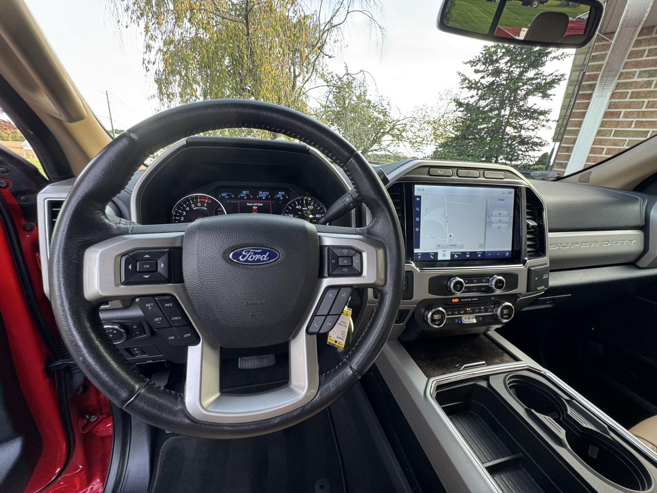 Ford Super Duty F-350 SRW Lariat 4WD SuperCab 8' Box 2022