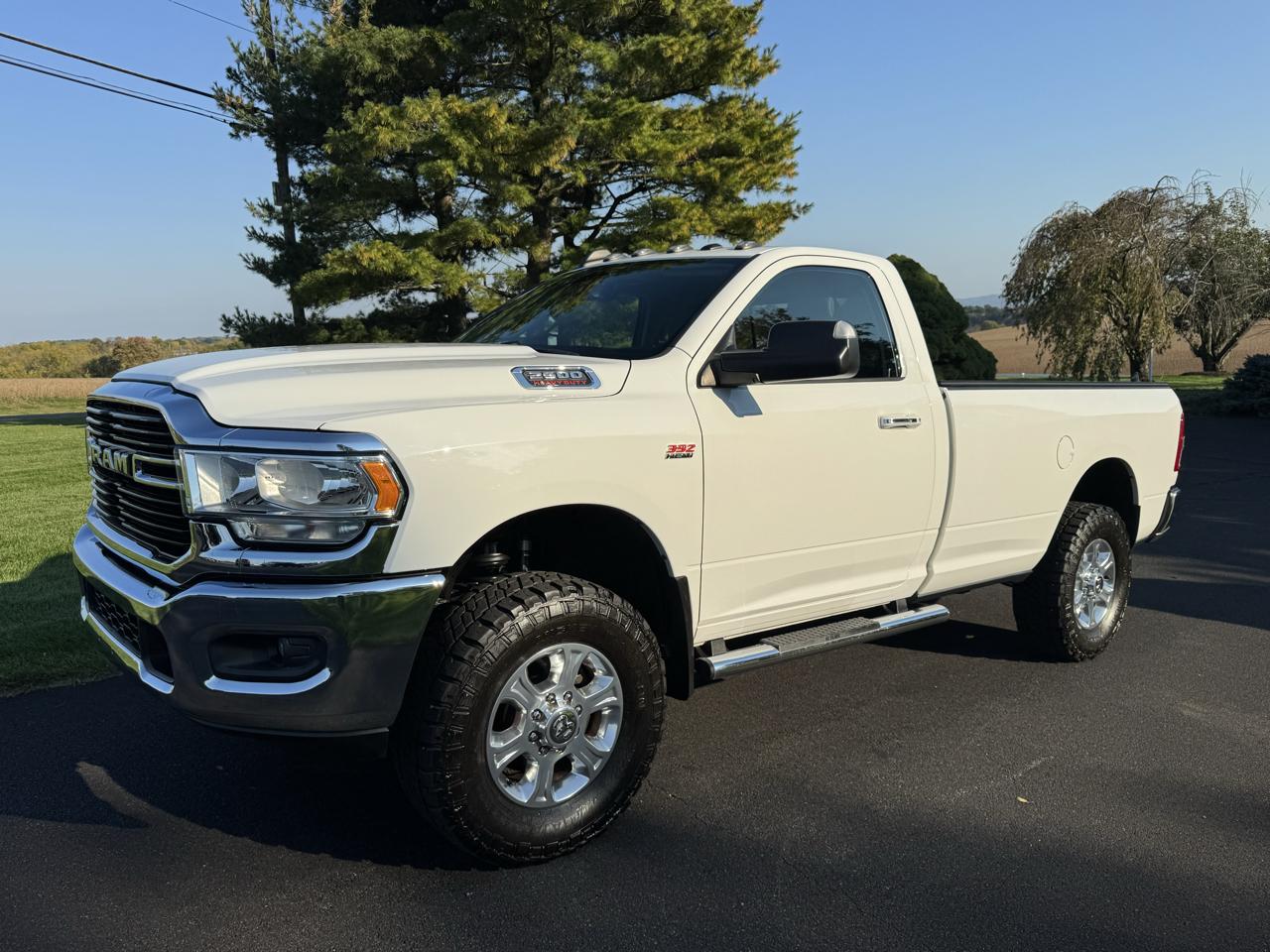 RAM 2500 Big Horn 4x4 Reg Cab 8' Box 2019