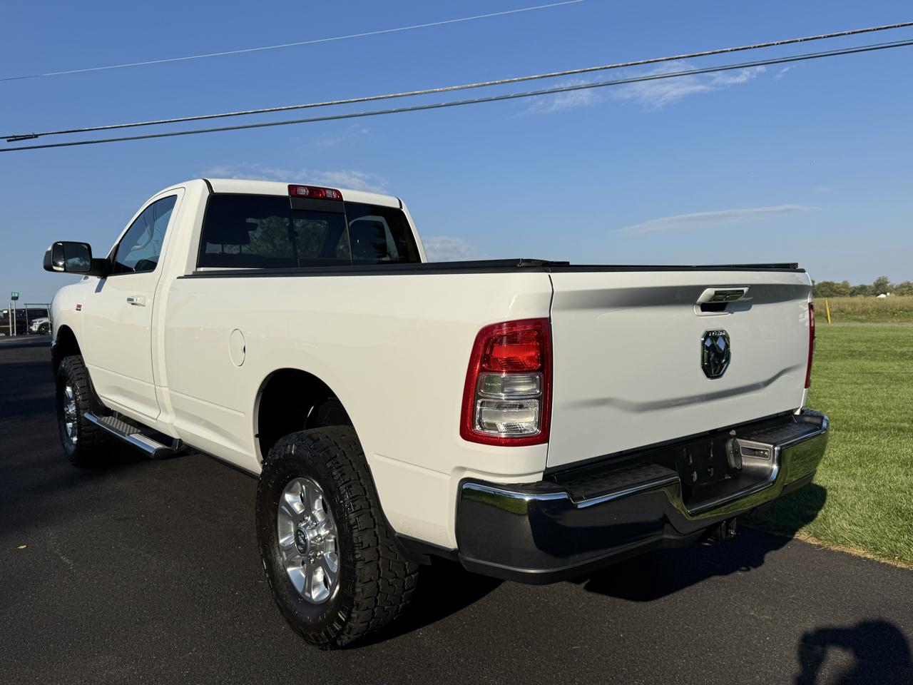 RAM 2500 Big Horn 4x4 Reg Cab 8' Box 2019