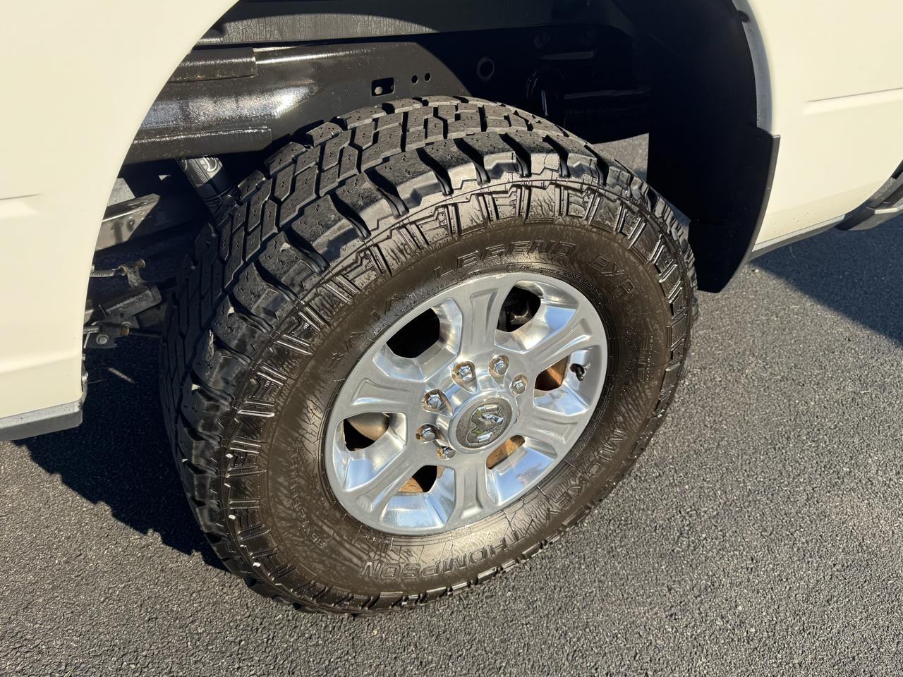 RAM 2500 Big Horn 4x4 Reg Cab 8' Box 2019